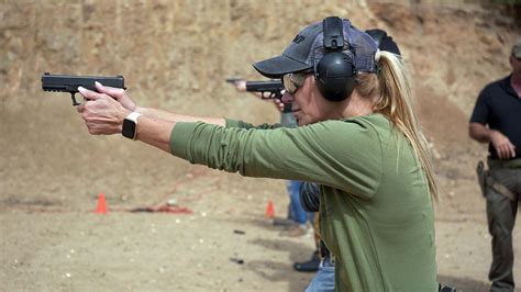 Women's self-defense pistols