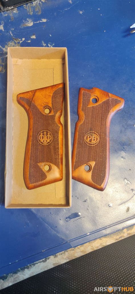 Wood Beretta M9 Grip