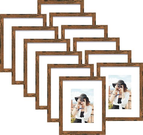 Wooden picture frame pattern