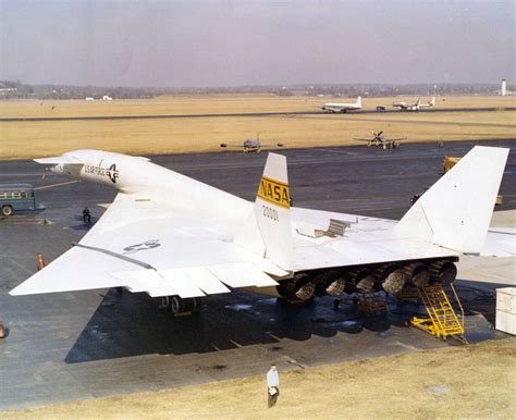 XB-70 Valkyrie design model