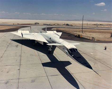 XB-70 Valkyrie flight testing