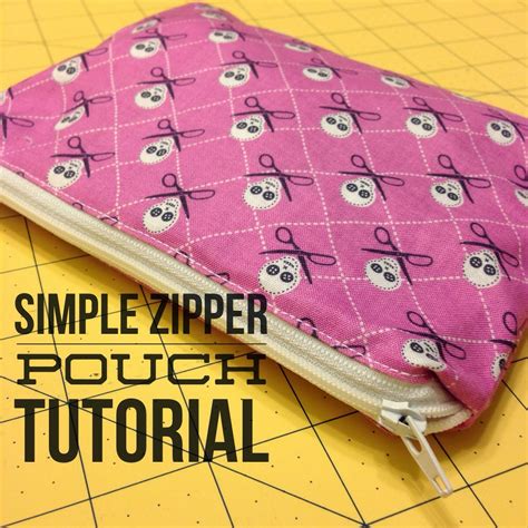 Image of a zipper pouch template on a sewing machine screen